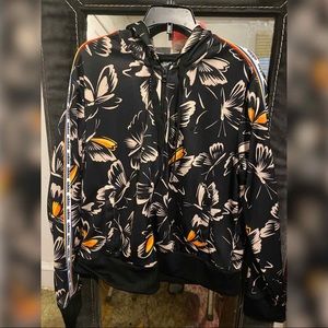 🌺🌸 Adidas hoodie